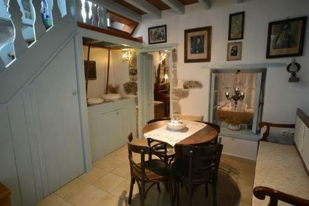 Old Traditional House Mandraki  Exterior photo